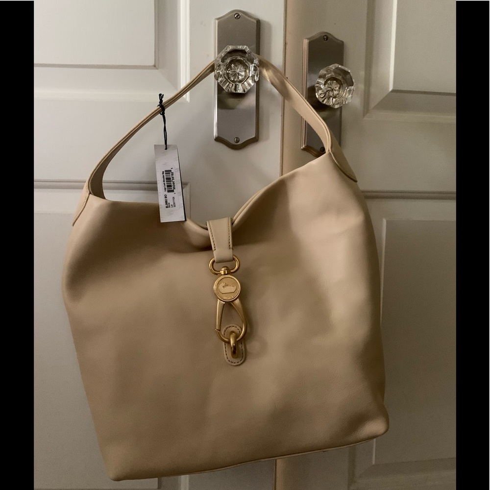 Florentine Dooney&Bourke Hobo “Bone” color.